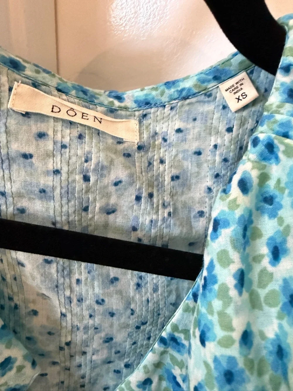 Doen Henri Blue Daisy Fields Floral Ruffle Blouse XS - Picture 7 of 8